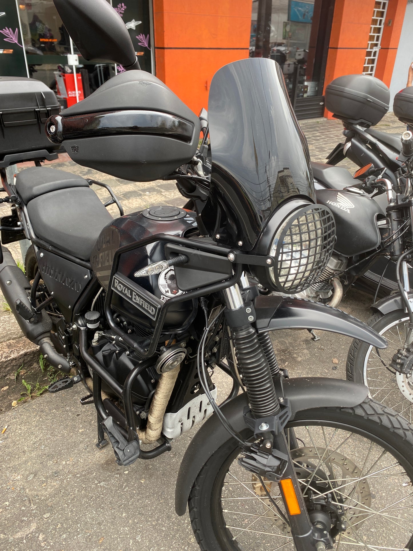 PARA BRISA BOLHA ROYAL ENFIELD HIEMALAYAN 410 CC 19/21 MODELO ORIGINAL