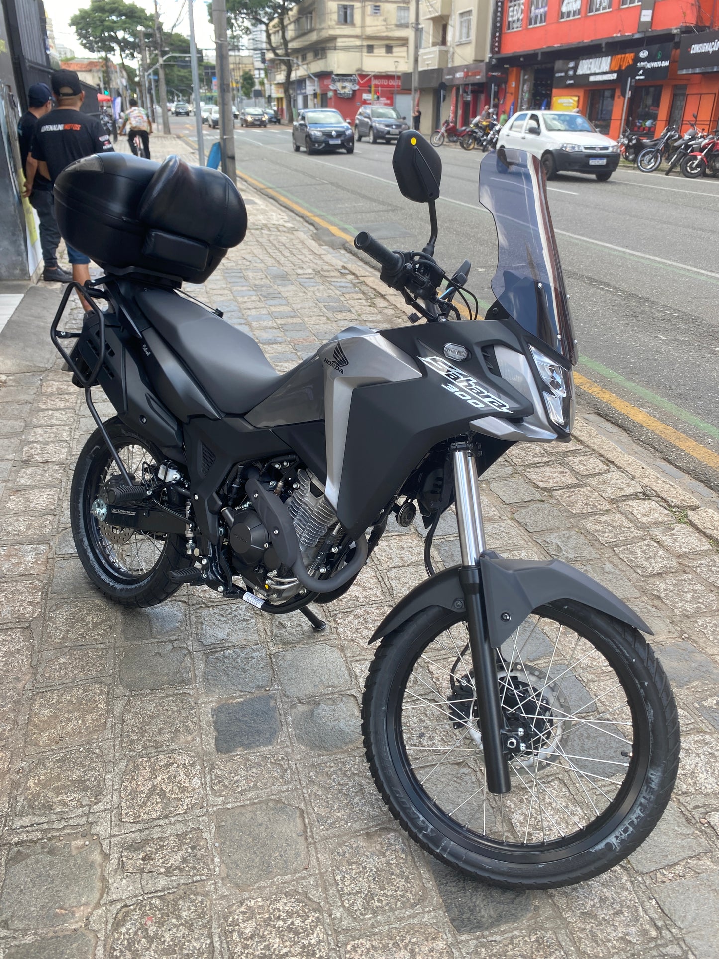 PARA BRISA (BOLHA) HONDA SAHARA 300 23/25
