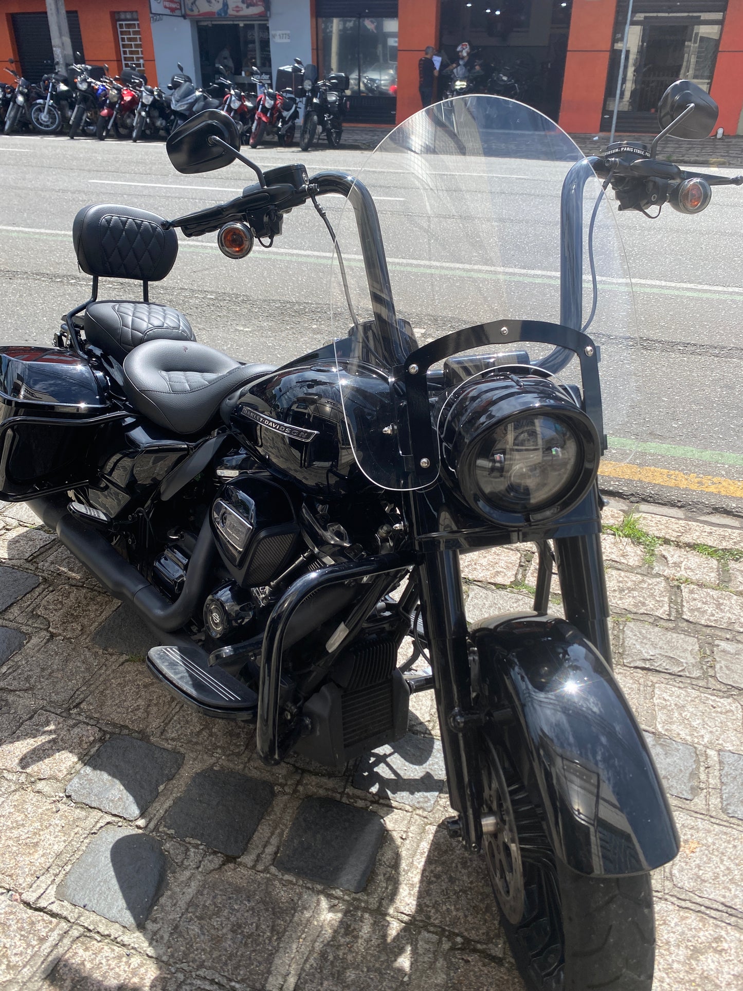 PARA BRISA BOLHA HARLEY DAVIDSON ROAD KING 18/24