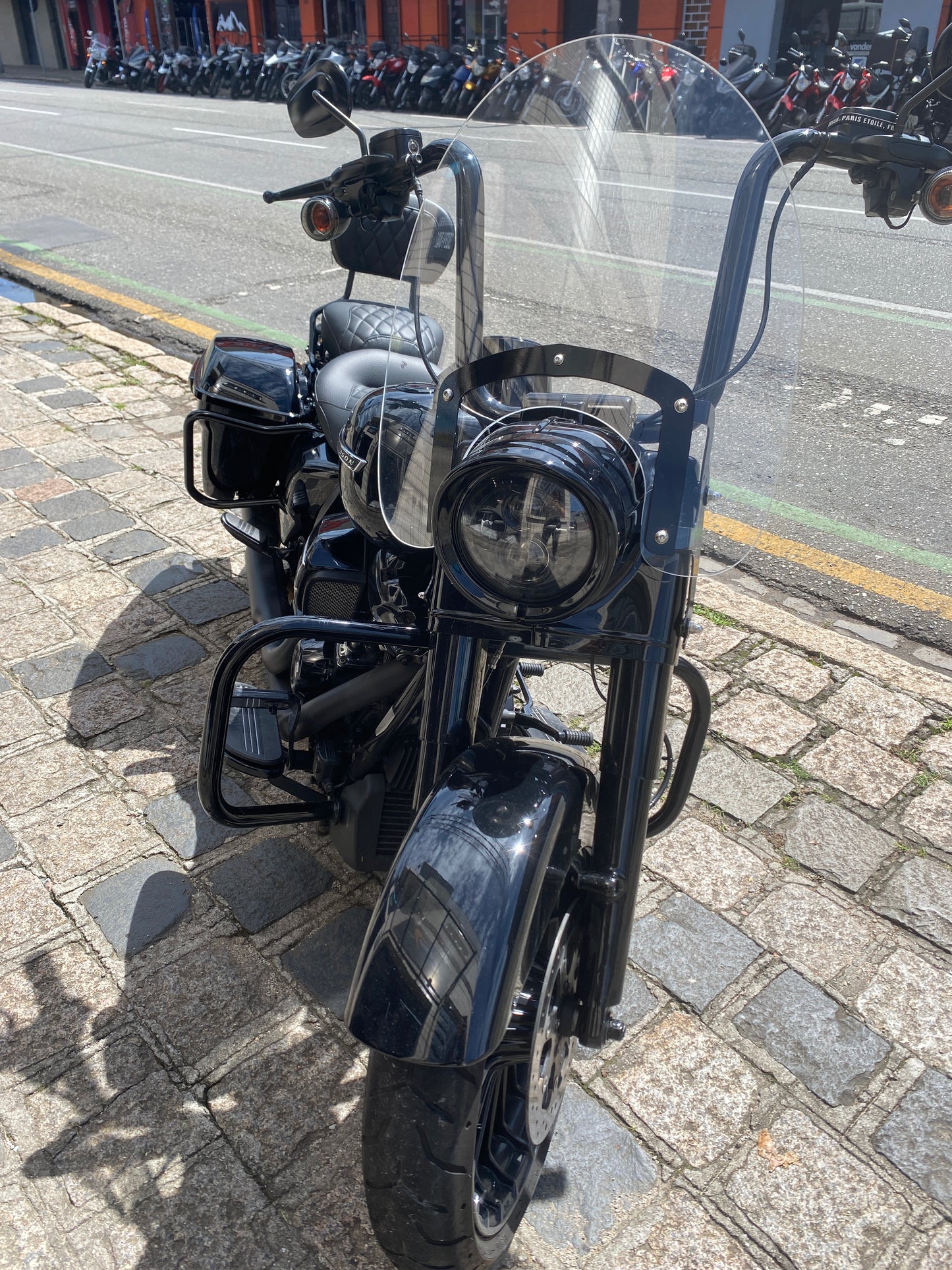 PARA BRISA BOLHA HARLEY DAVIDSON ROAD KING 18/24