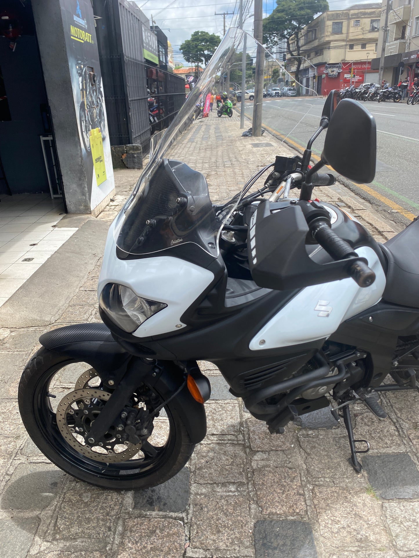 PARA BRISA BOLHA SUZUKI V STROM 650 12/16