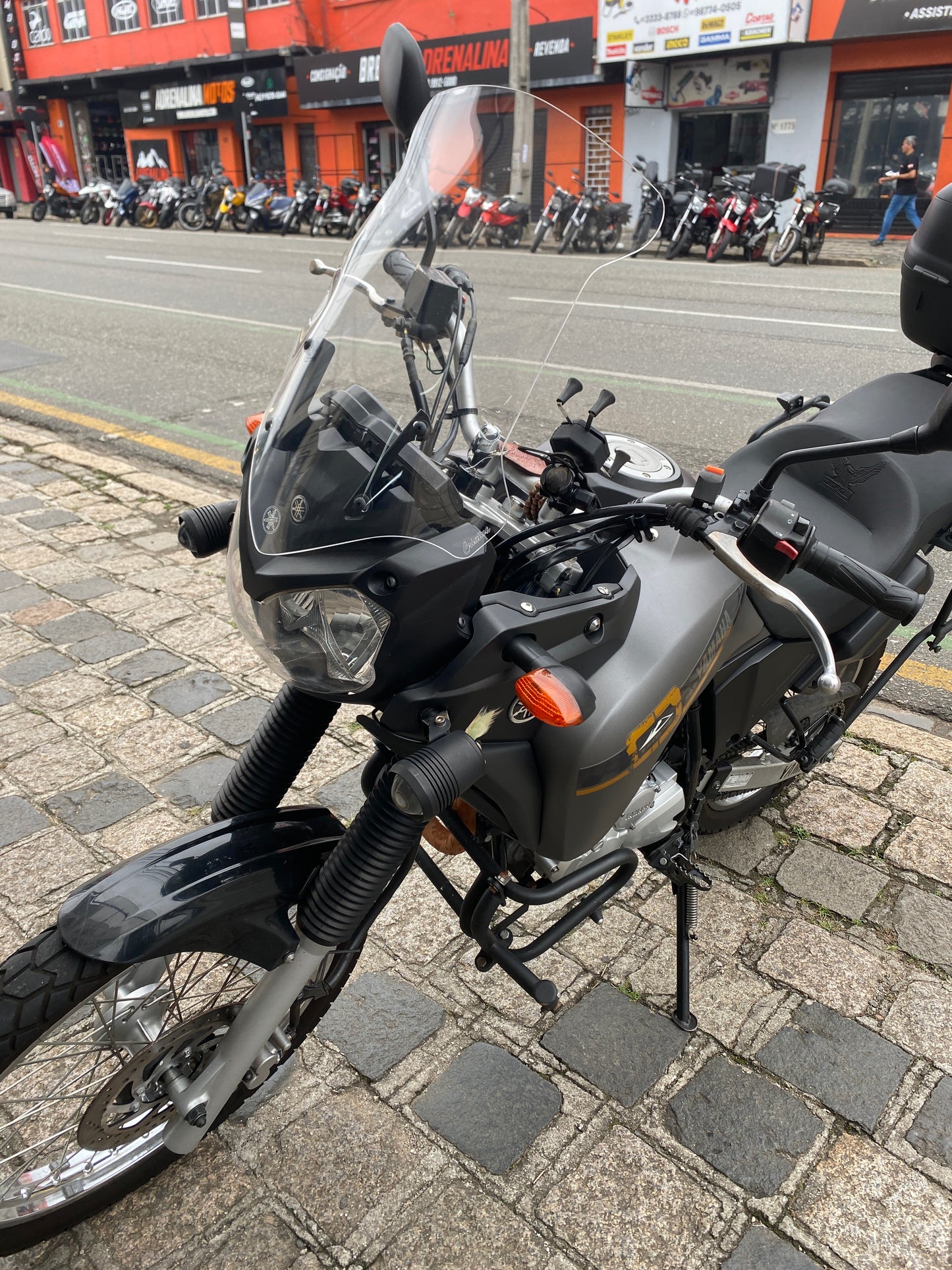 PARA BRISA (BOLHA) YAMAHA TÉNÉRÉ XTZ 250 10/23