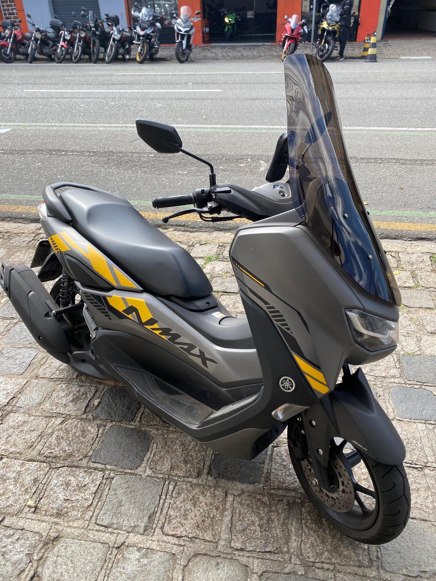 PARA BRISA BOLHA YAMAHA N MAX 160 21/24