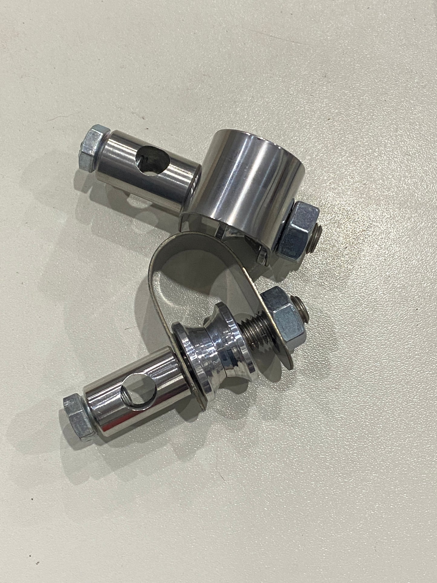 ABRAÇADEIRA UNIVERSAL