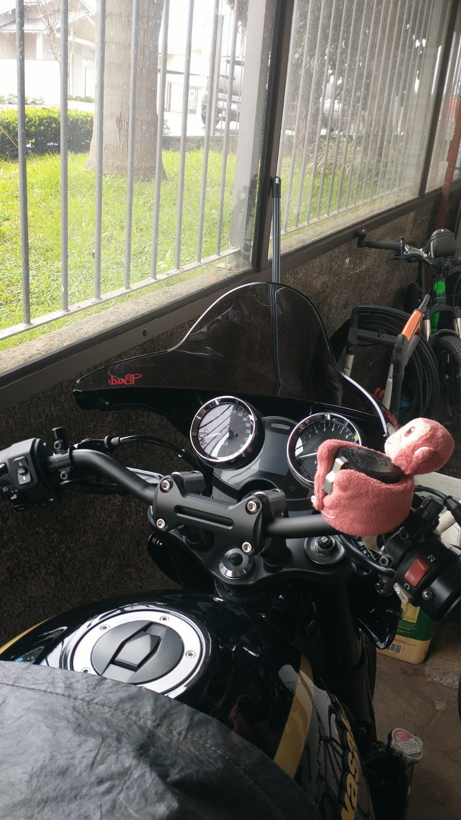 PARA BRISA BOLHA KAWASAKI Z 900 CAFÉ RACER 18/23