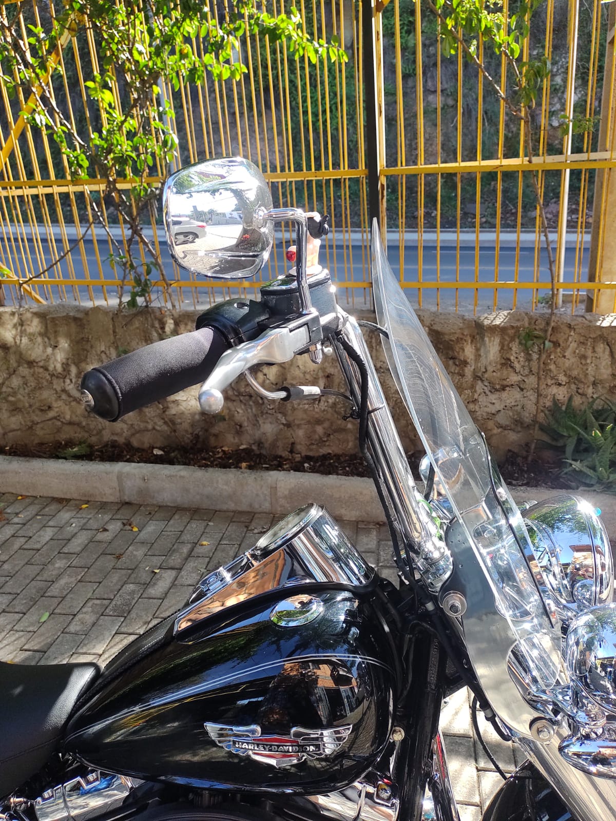 PARA BRISA BOLHA HARLEY DAVIDSON DELUXE 18/24