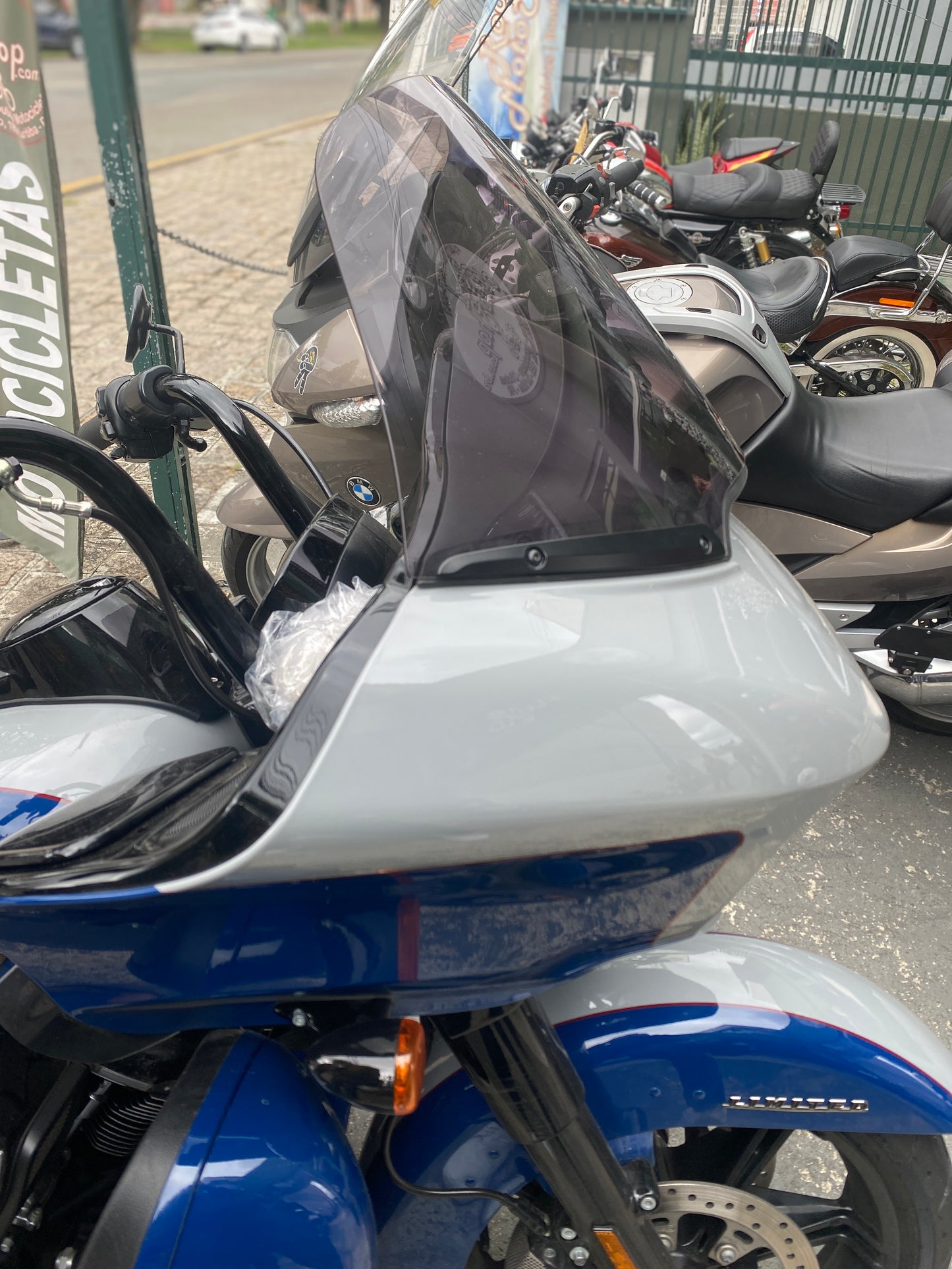 PARA BRISA BOLHA HARLEY DAVIDSON ROAD GLIDE ULTRA 18/23