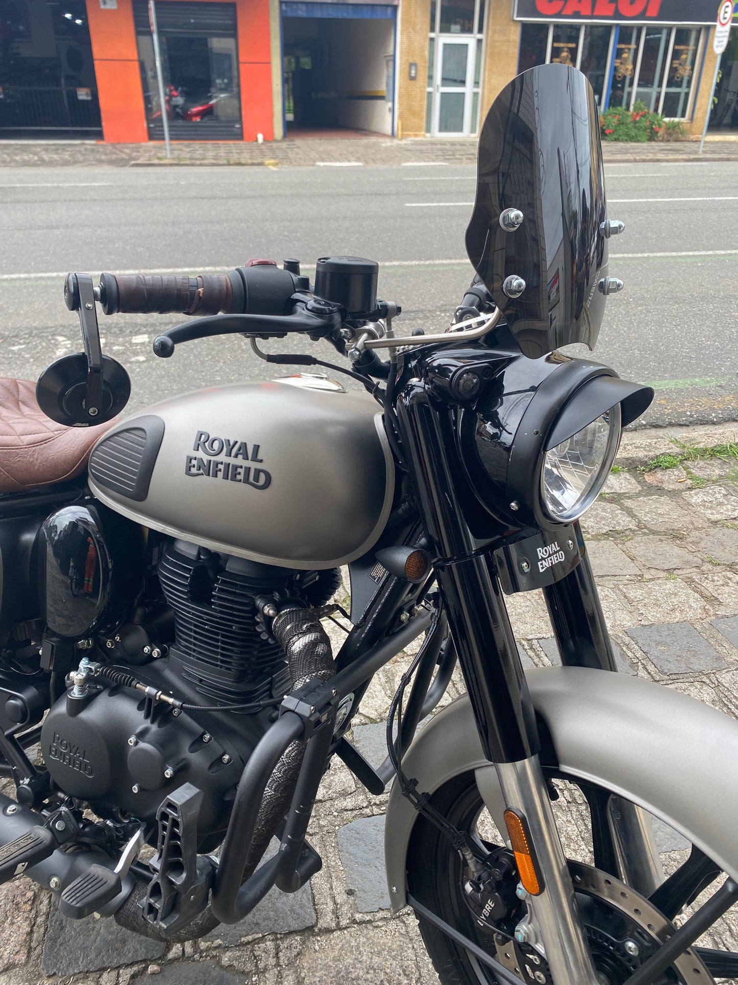 PARABRISA BOLHA ROYAL ENFIELD CLASSIC 350 22/25