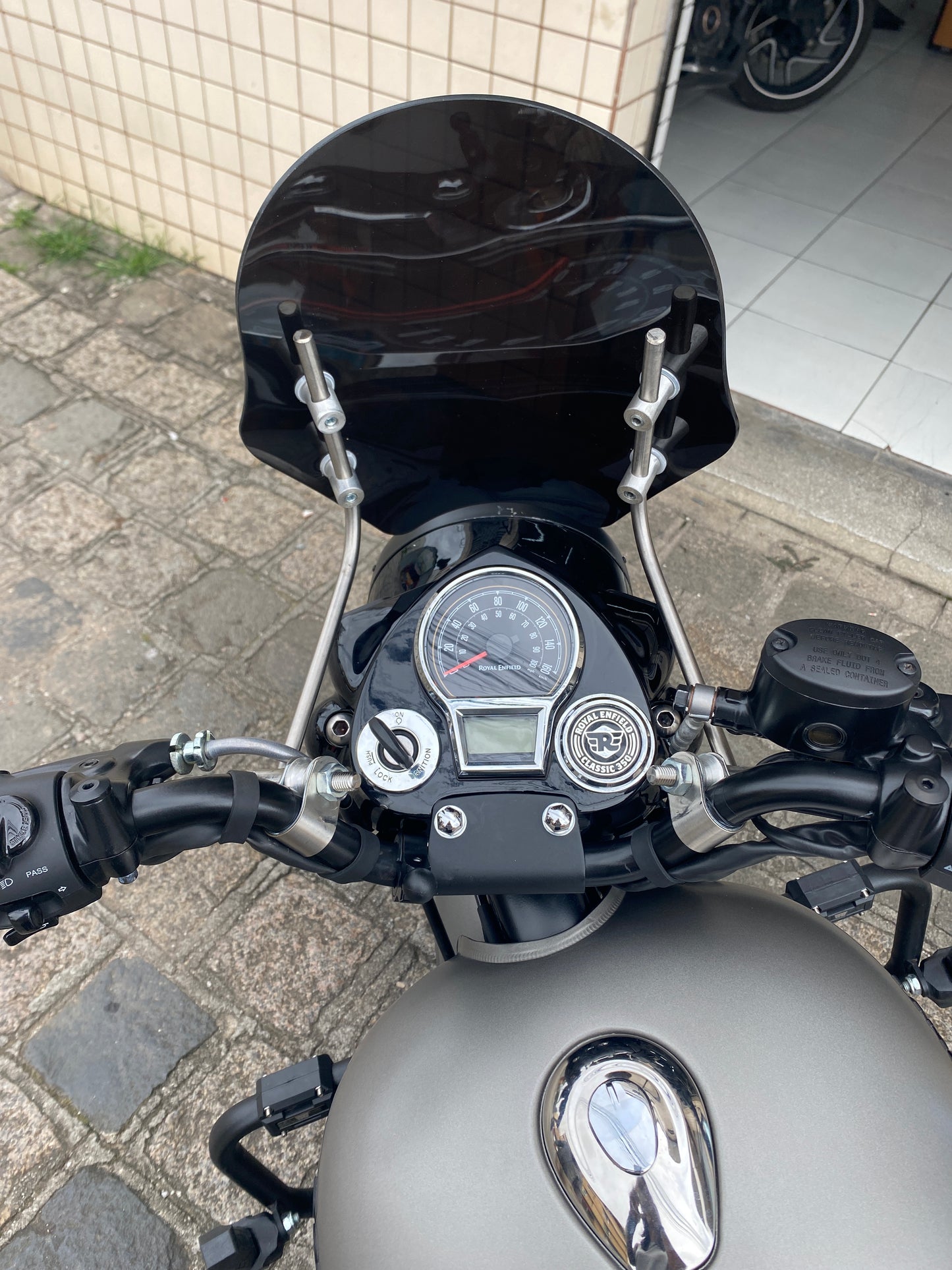 PARABRISA BOLHA ROYAL ENFIELD CLASSIC 350 22/25
