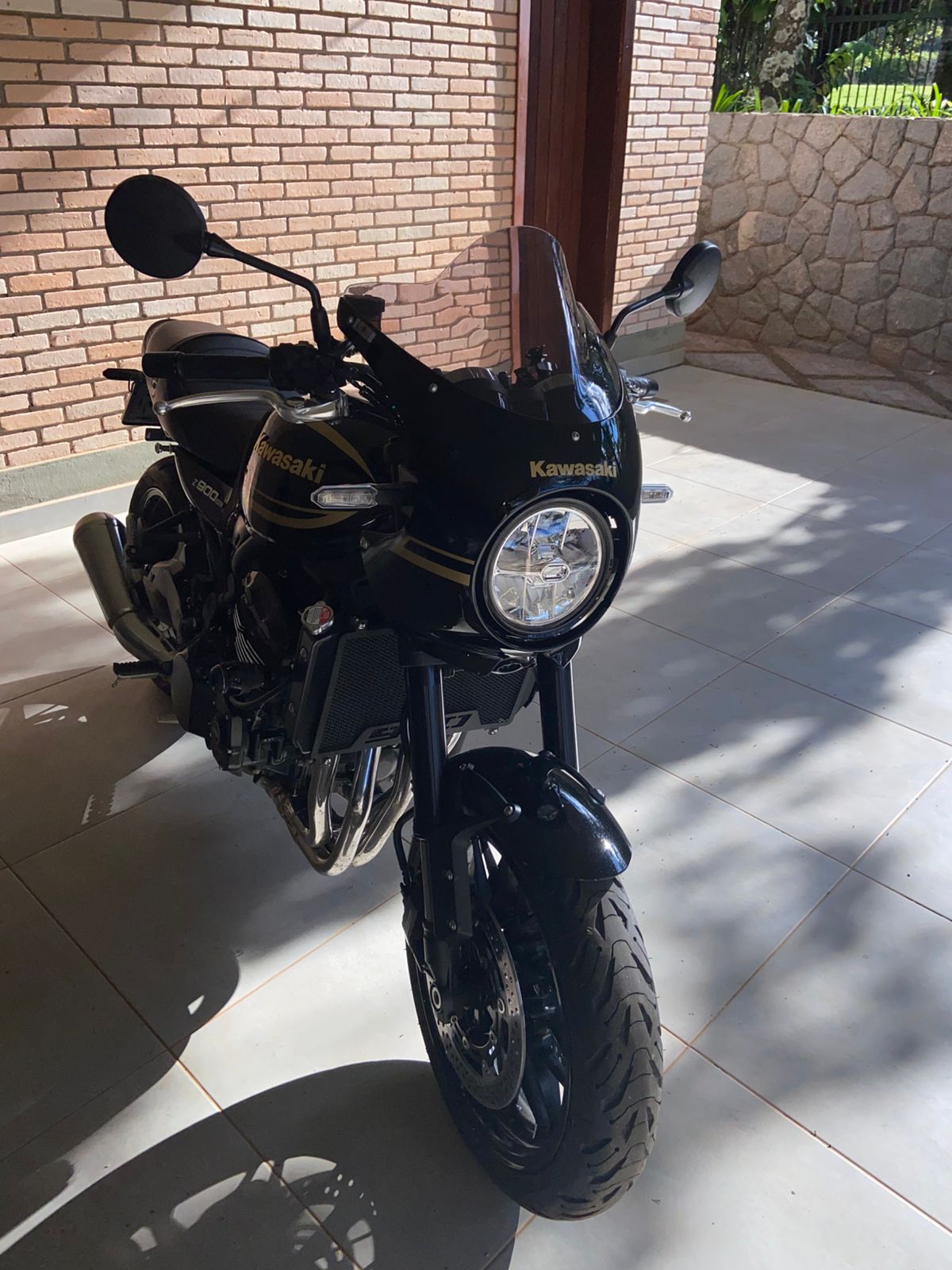 PARA BRISA BOLHA KAWASAKI Z 900 CAFÉ RACER 18/23