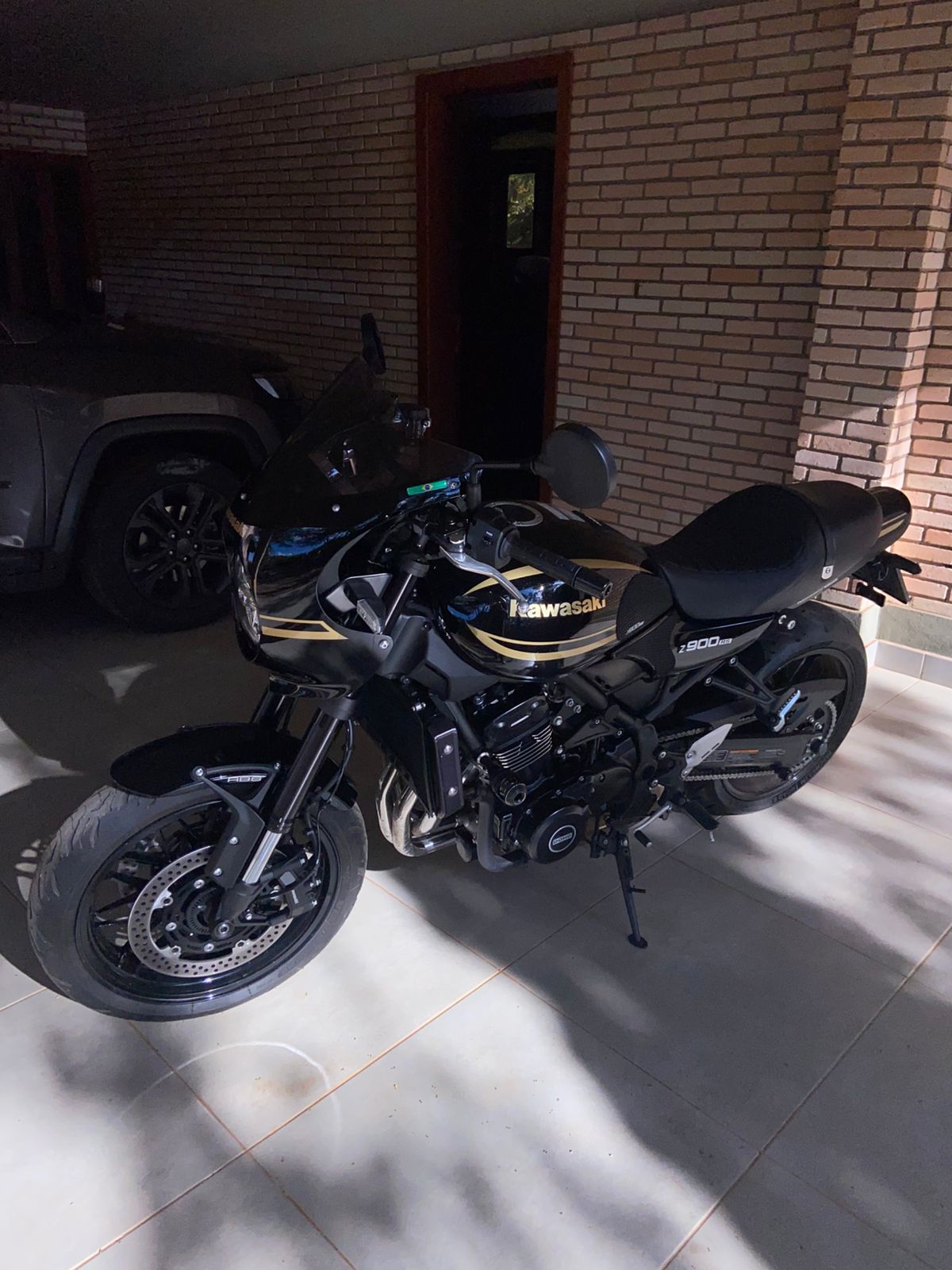 PARA BRISA BOLHA KAWASAKI Z 900 CAFÉ RACER 18/23