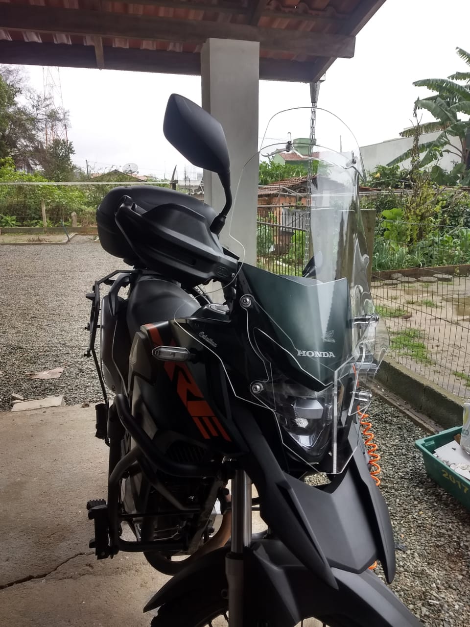 PARA BRISA (BOLHA) HONDA + DEFLETOR + PROTETOR DE FAROL XRE 300 19/23