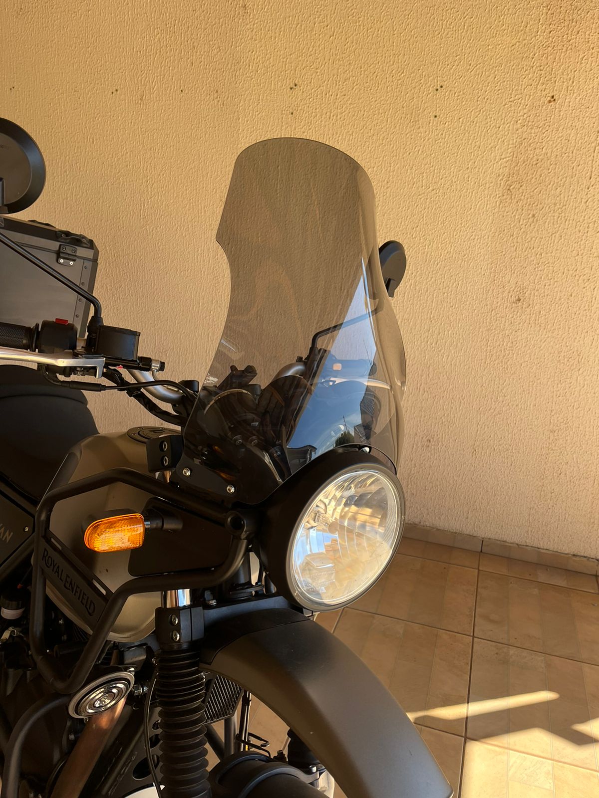 PARA BRISA (BOLHA) ROYAL ENFIELD HIEMALAYAN 410 CC 22/24