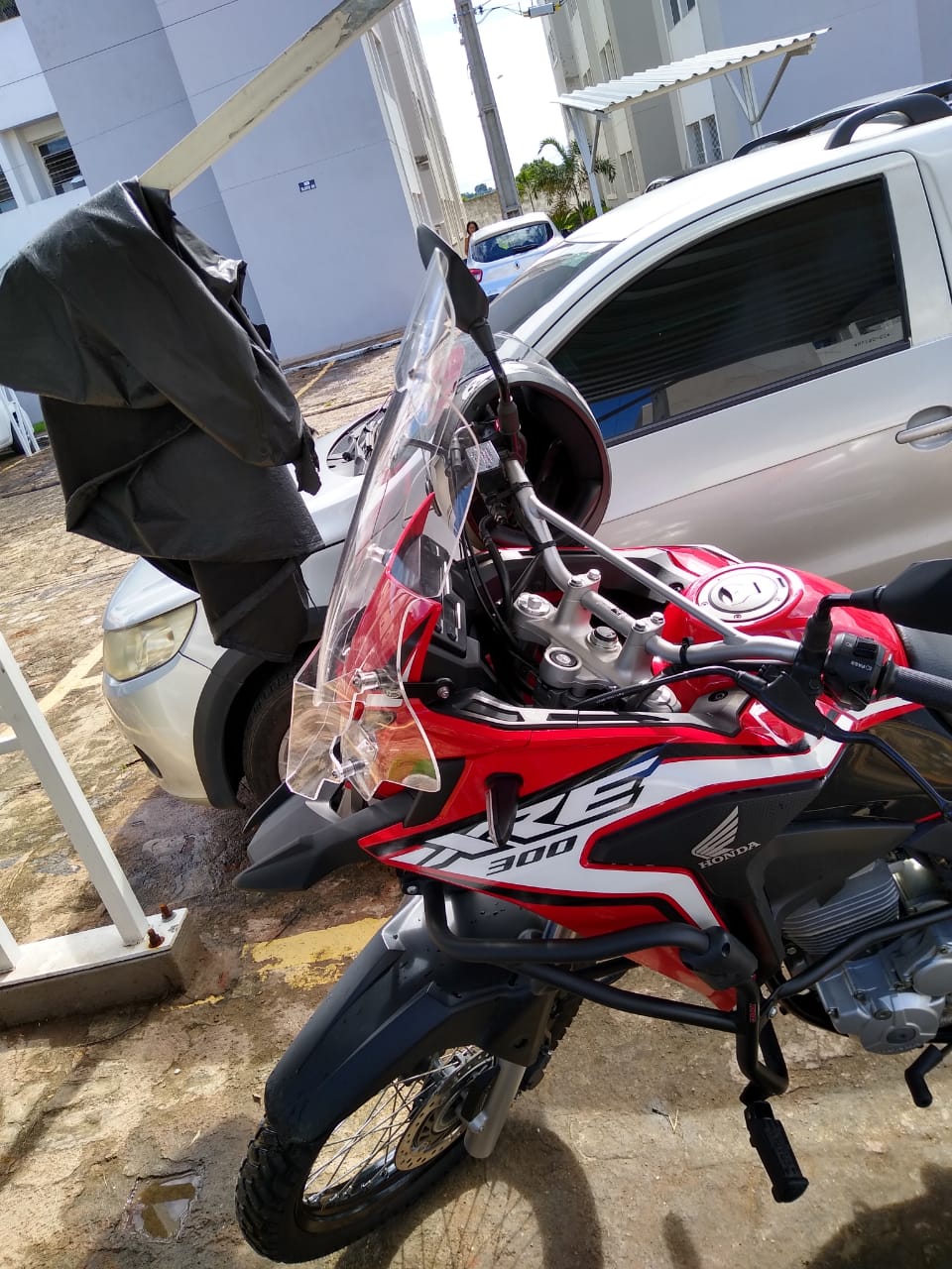 PARA BRISA (BOLHA) HONDA + DEFLETOR + PROTETOR DE FAROL XRE 300 19/23