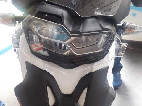 PROTETOR DE FAROL BMW F 750 GS/ F 850 / F 900 GS 18/25