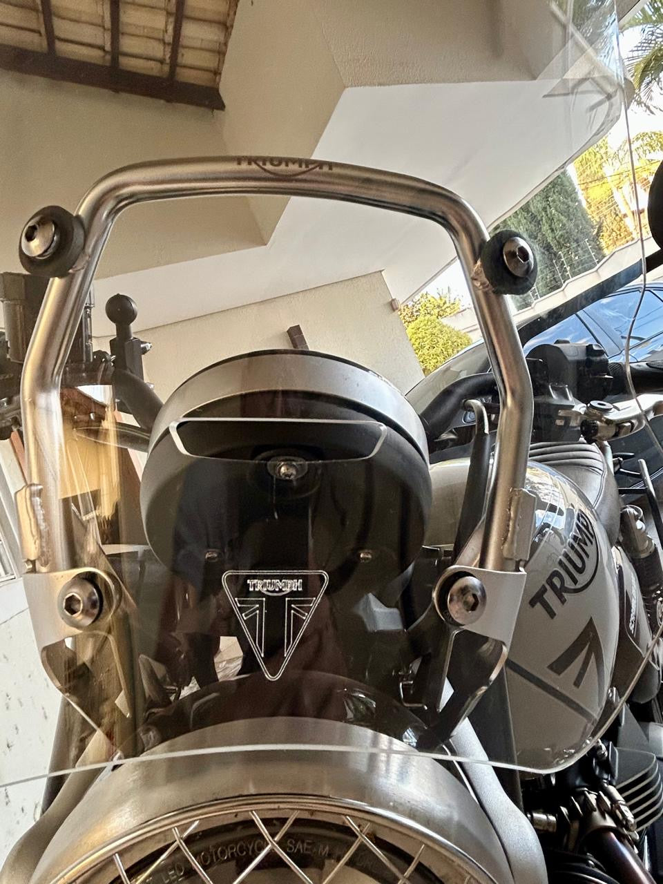 ACRILICO DE REPOSIÇÃO - PARA BRISA BOLHA TRIUMPH SCRAMBLER 1200 22/24 SUP. ALTO