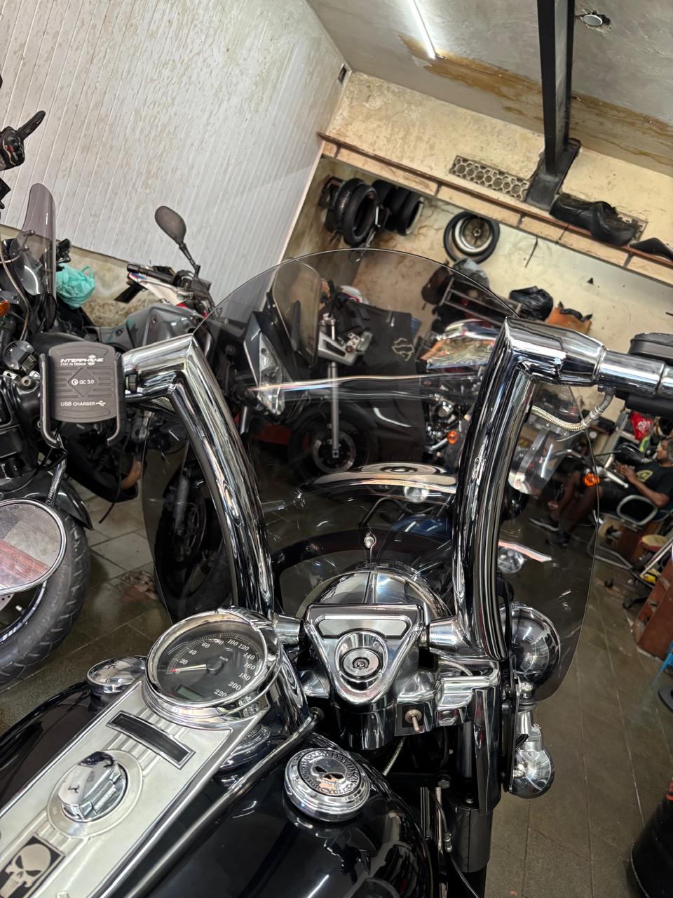 PARA BRISA BOLHA HARLEY DAVIDSON ROAD KING 00/26